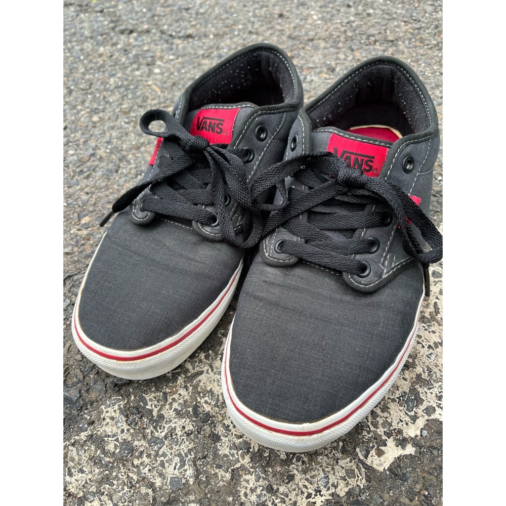 VANS • Atwood Canvas Charcoal Gray Sneaker